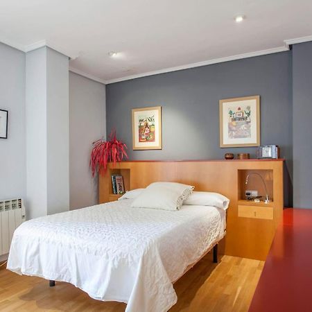 La Casa Del Rio Villa Pedralba Eksteriør billede